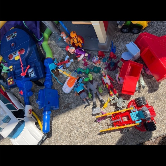 1980s Ghostbusters Toys 65+ Pieces Tower Characters Bag Cars - Picture 6 of 6